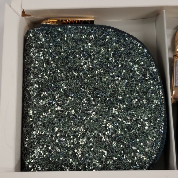 🤍Brand New A New Day Wallet & Key Chain Set - Picture 2 of 6